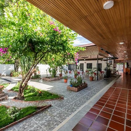 Hotel Colonial فيلافيجا المظهر الخارجي الصورة